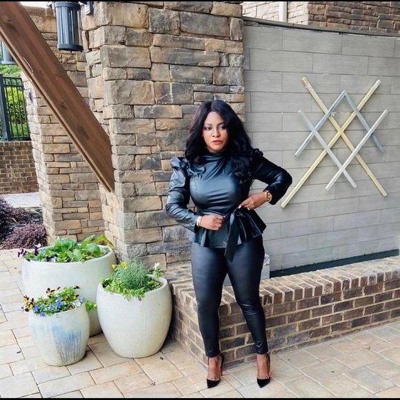 Black Leather. Find more at my Joanwrightgood.com - Picture 3 of 3